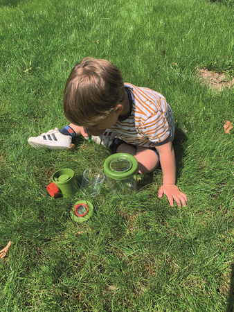 Navir, Dwukomorowy pojemnik do obserwacji 2 x lupa