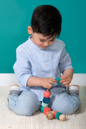 BS Toys, drewniana nawlekanka klocki Buźki