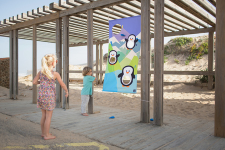 Gra zręcznościowa dla dzieci - BS Toys Tarcza Nakarm Pingwiny