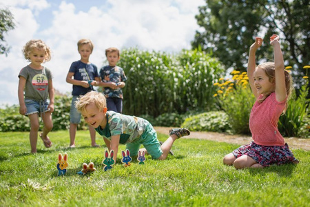 BS Toys, Drewniana gra zręcznościowa Króliczki