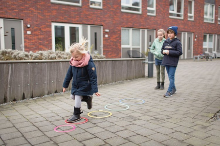 BS Toys, gra zręcznościowa 5 w 1 Sportowe obręcze