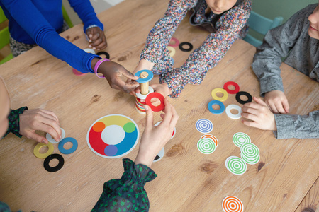 Gra drewniana zręcznościowa dla dzieci - BS Toys Mikser Kolorów