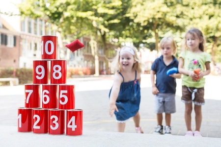 BS Toys, Gra puszki czerwone