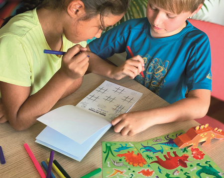 Box Candiy, zestaw artystyczny DINO 30 kart pracy